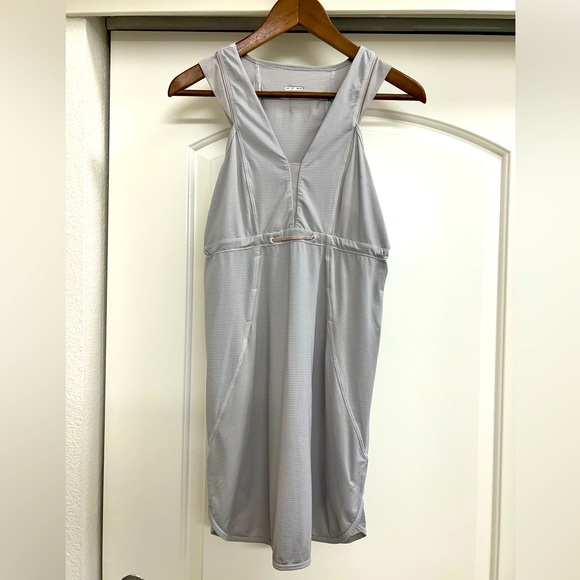 lululemon athletica Dresses & Skirts - Lululemon Wet Dry Warm Run Lulu Run Athletic Dress